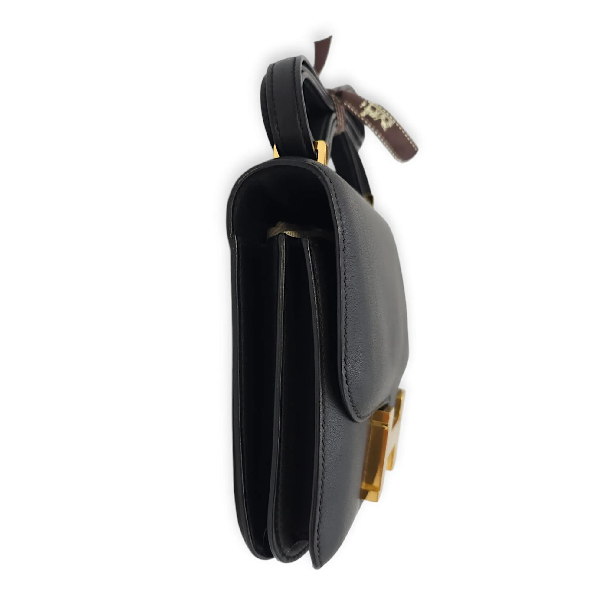 Constance 18 Black in Evergrain, Gold hardware