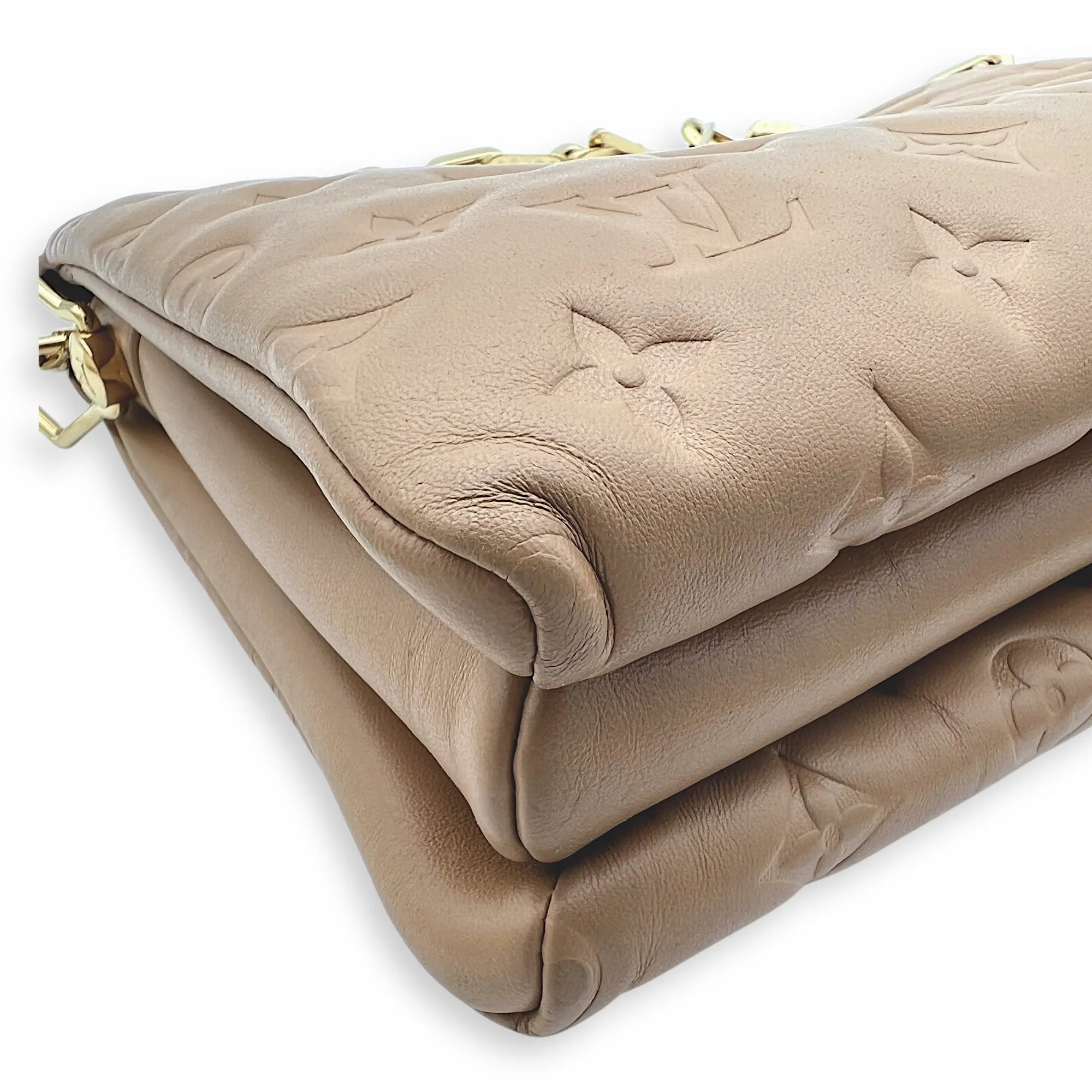 Coussin Beige Crossbody Bag in Calfskin, Gold hardware