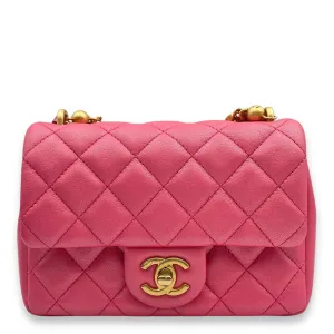 Seasonal Flap with Pearl Chain Handle 17x12x5 cm Pink Crossbody Bag in Lambskin, Gold hardware