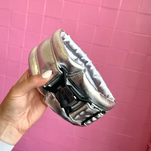 Standard Fluffy Magnetic Collar Eco Leather Frozen