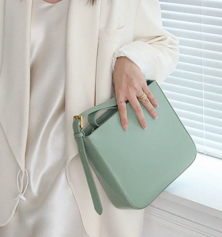 Womens Leather Underam Satchel Bags